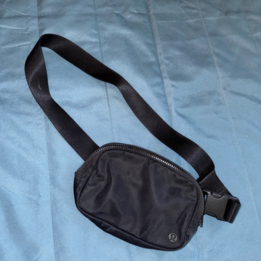lululemon athletica Black Belt Bag Minimalist Design